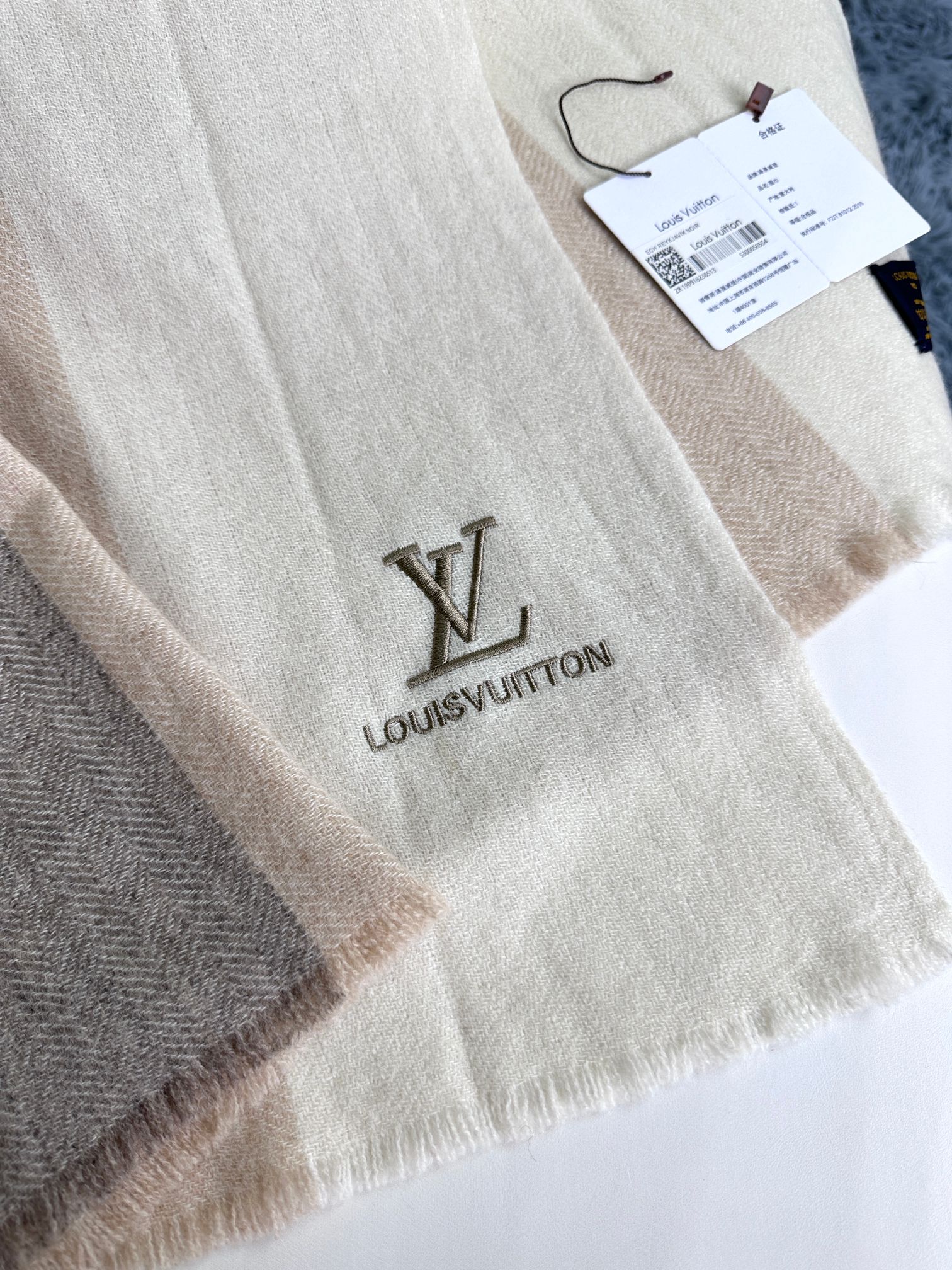 LV 進口羊絨紗線長巾高仿a貨